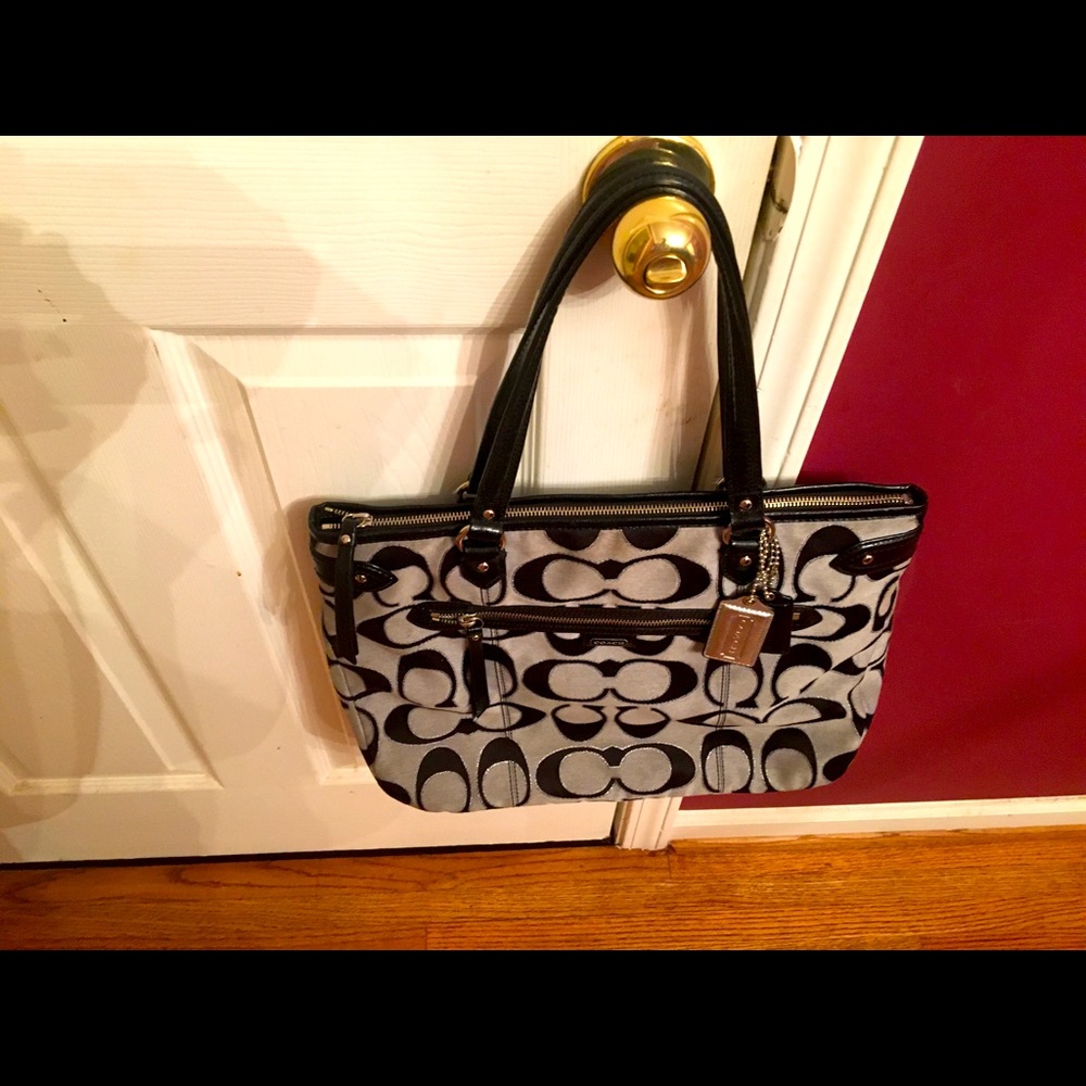 Coach shoulder bag